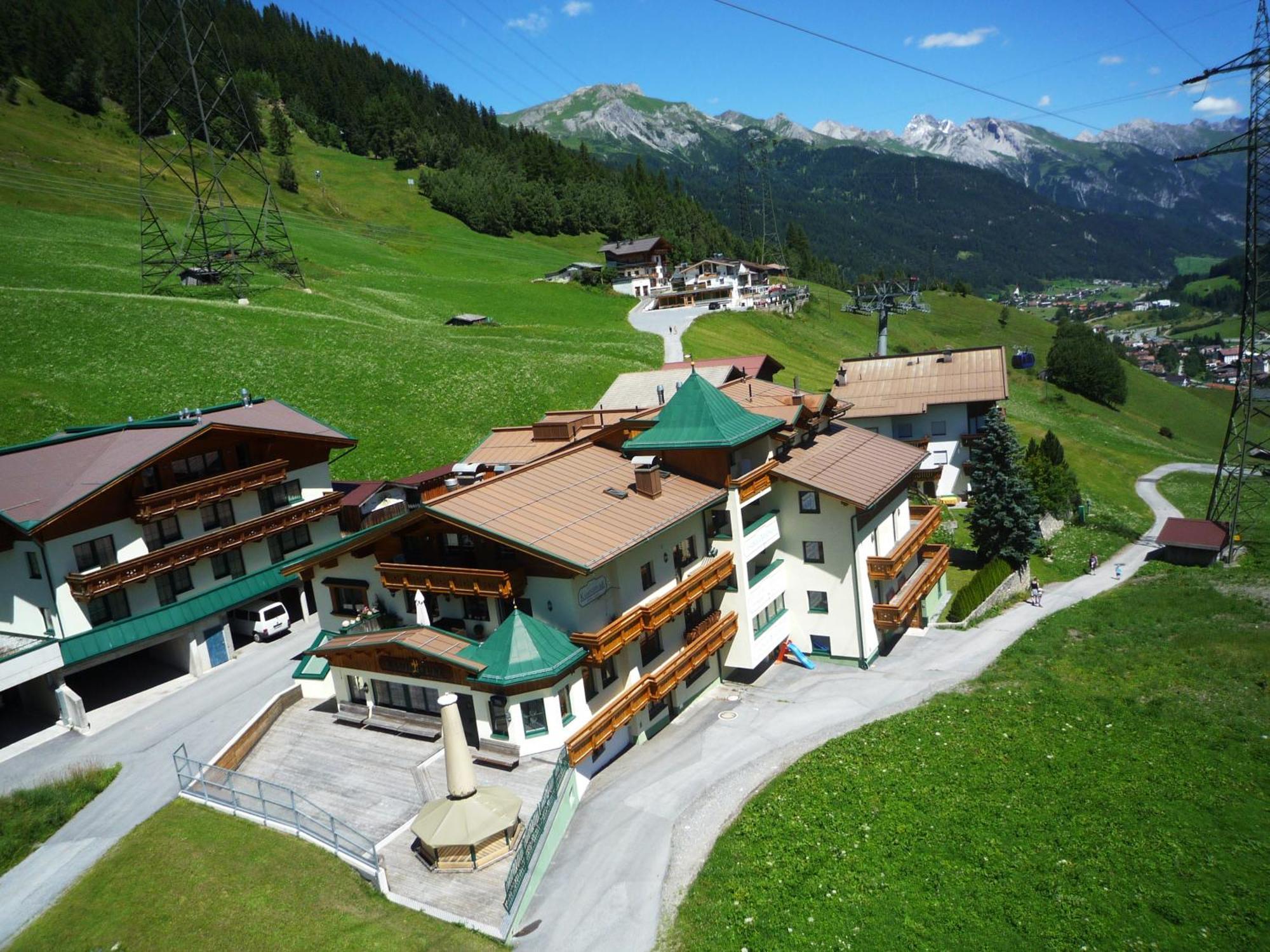 Hotel Garni - Restaurant Kaminstube Sankt Anton am Arlberg Exterior foto
